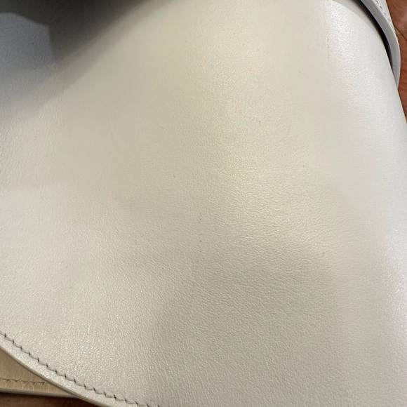 Giaquinto Bucket Bag - Picture 3 of 8